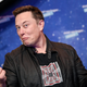 Imagen para el artículo titulado Elon Musk prometió vender sus acciones para pagar impuestos, pero no contó toda la verdad